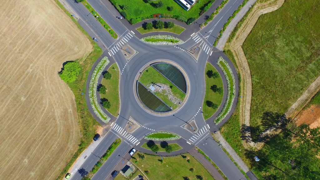 Roundabouts And Traffic Circles Drivers Education
