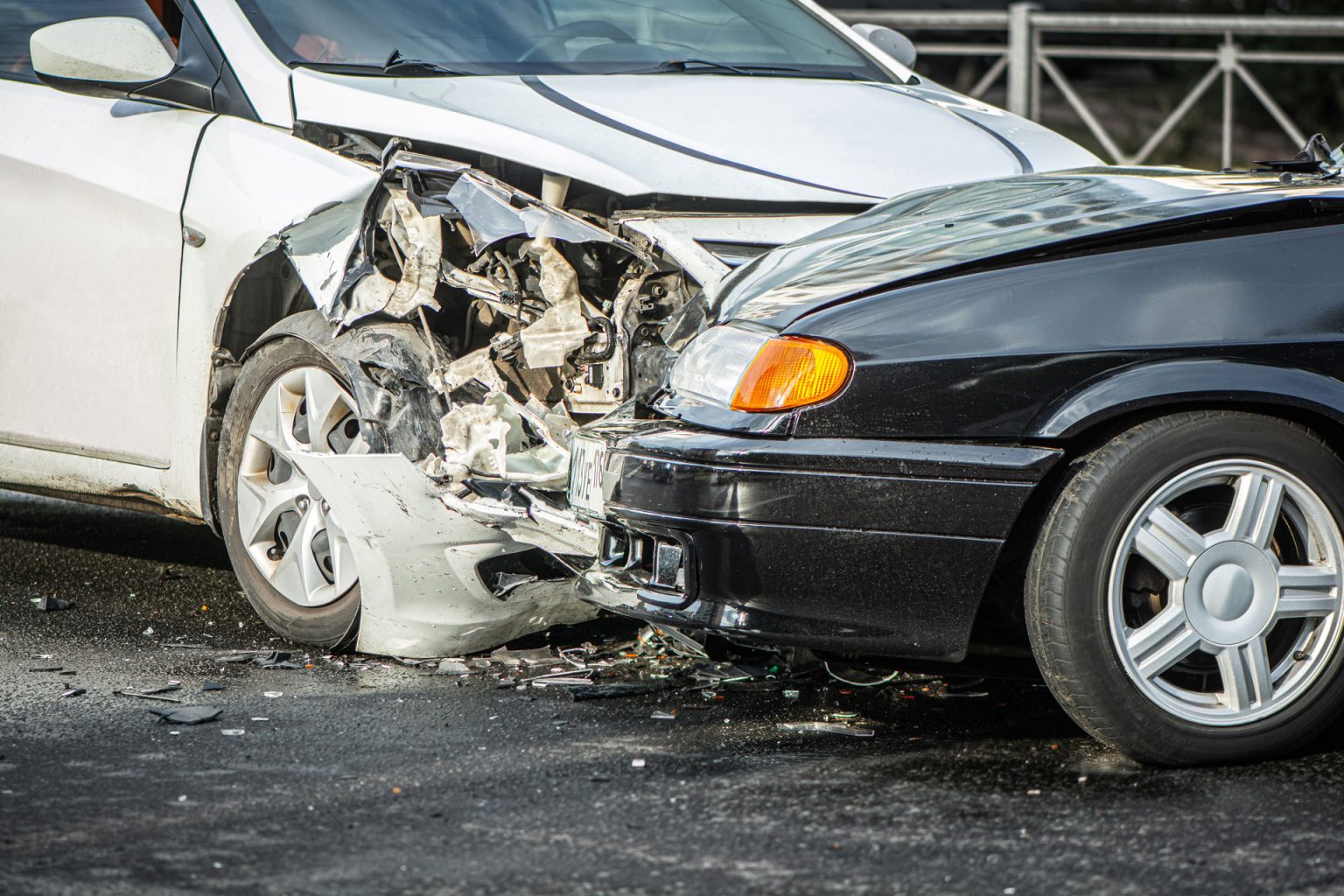 how-to-avoid-a-head-on-collision-drivers-education